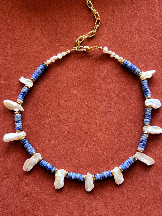 SODALITE & PEARLS CHOKER SODALITE & PEARLS CHOKER