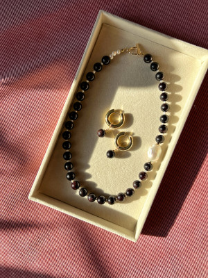 GARNET PEARL SET