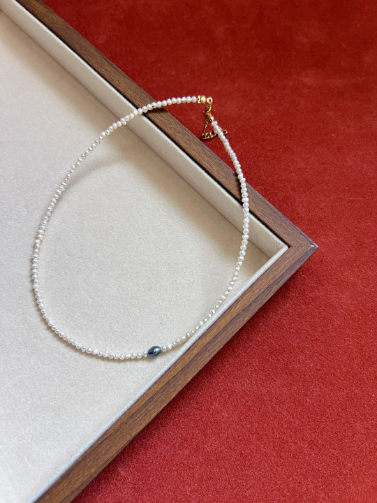 TINY PEARL CHOKER TINY PEARL CHOKER