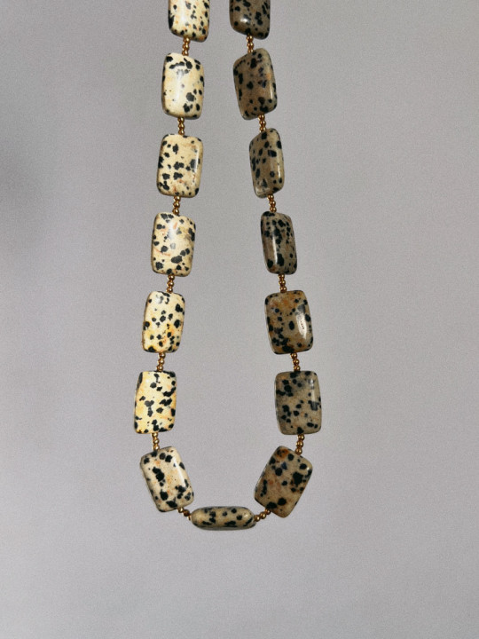 DALMATIAN NECKLACE 