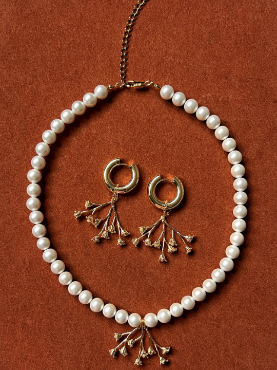 BOUQUET OF FLOWERS BOUQUET OF FLOWERS