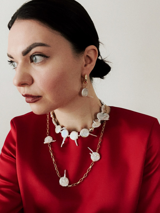 UNIQUE PEARLS NECKLACE 