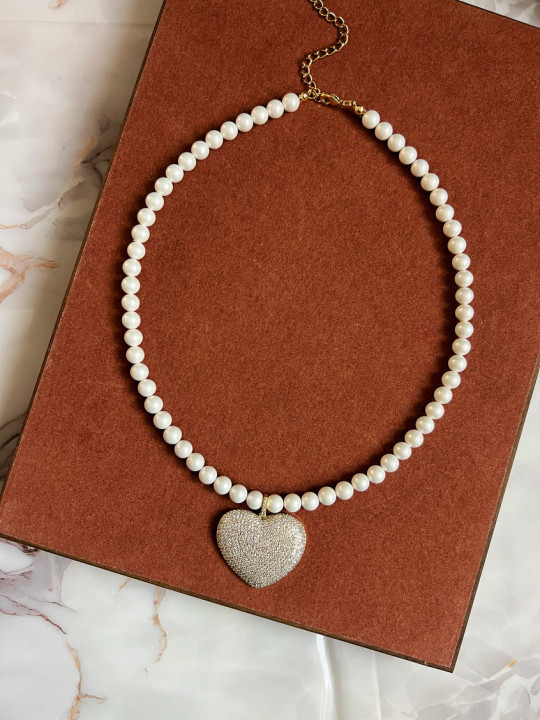 HEART & SHELL NECKLACE 