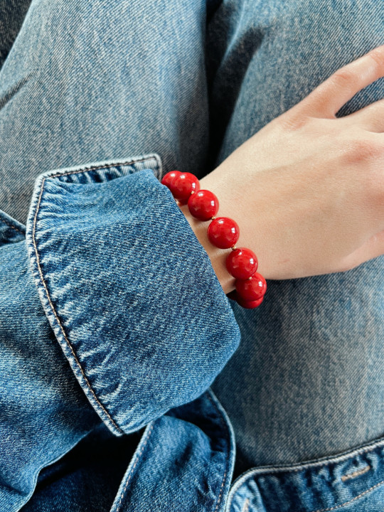 RED BRACELET 